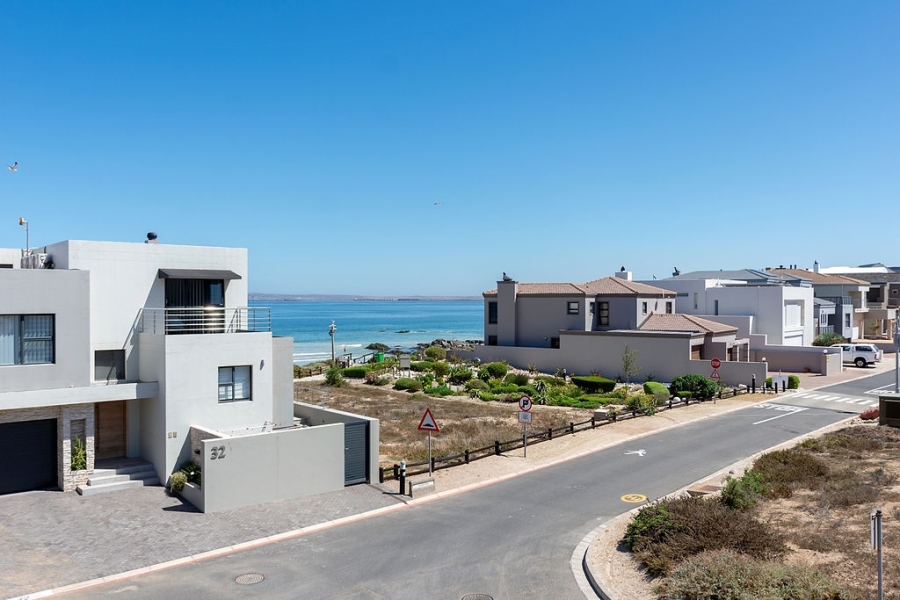 3 Bedroom Property for Sale in Calypso Beach Western Cape